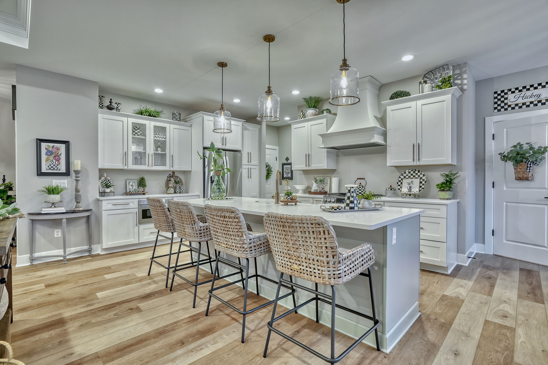 1441 Providence Dr - 0008 Security Systems, Privacy Design, Feng Shui Principles, Minimalist Aesthetics, Traditional Craftsmanship